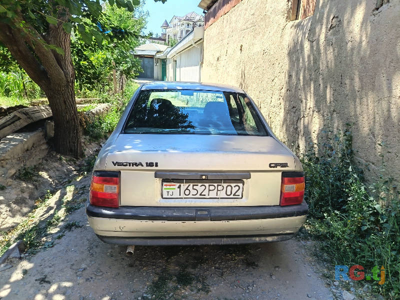 Opel Vectra 1.6 1991 г.